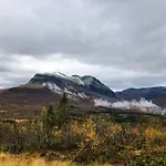 Cozy Embraced By Valdres Hills 펜션